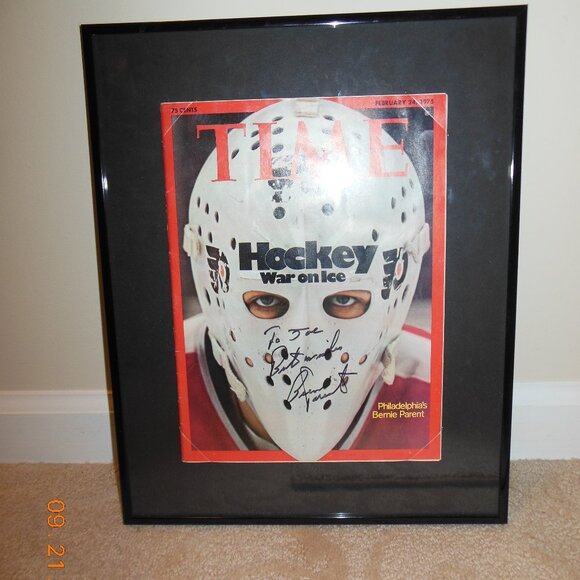 Bernie Parent AUTOGRAPHED Framed TIME Magazine BROAD STREET BULLIES Phila Flyers - Picture 2 of 5